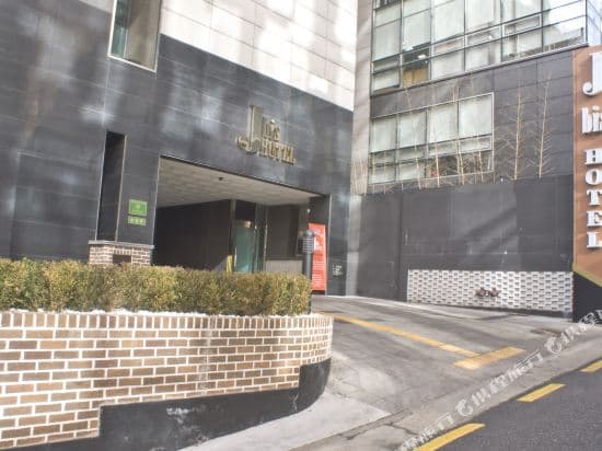 Jbis Hotel