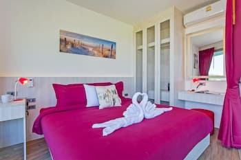 Oceana Seaview Apartment by Holiplanet