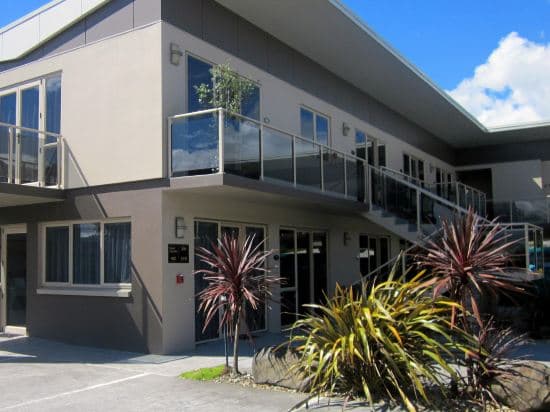 Emerald Spa Motor Inn