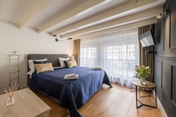 Dam Square Inn