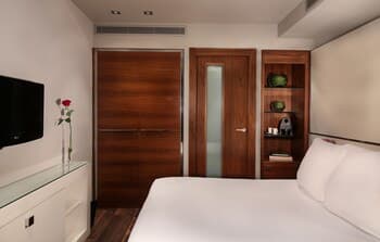 Balmes Residence