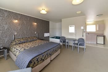 Geneva Motor Lodge