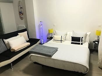 GIFSA Bravo Murillo Apartment Center