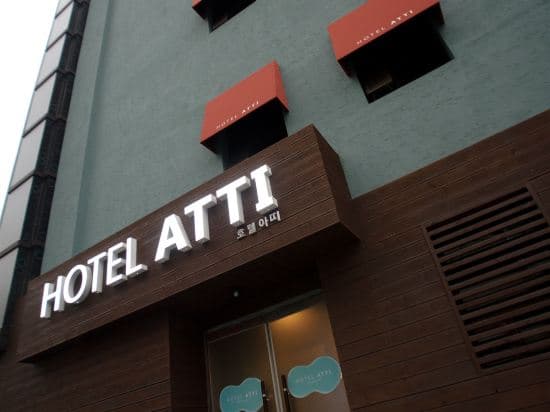 Atti Guesthouse