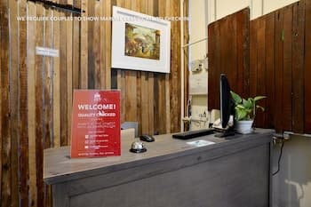 ZEN Rooms Pogung Syariah