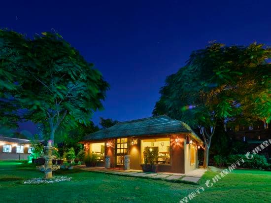 Garh Govind Hotel & Rresort