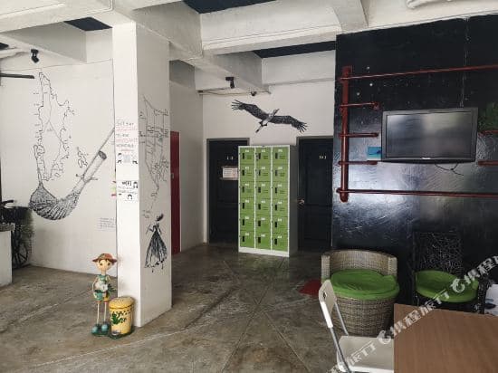 Dengba Hostel Phuket