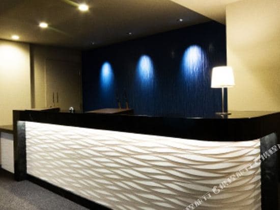 Namba Minami Crystal Hotel