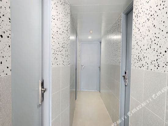 Hive In Hostel
