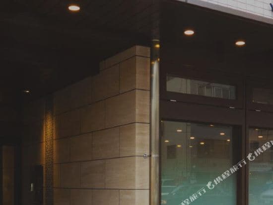 Namba Minami Crystal Hotel