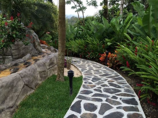 Mussaenda Hotel & Gardens