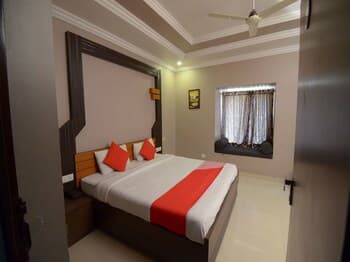 OYO 23264 Indraprastha