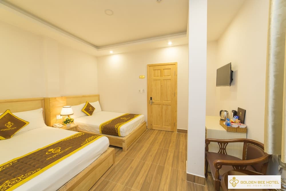 Golden Bee Hotel