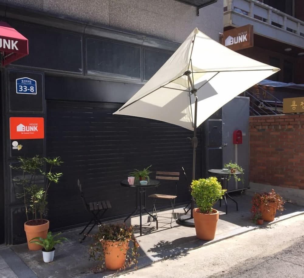 Bunk Guesthouse-Hostel2