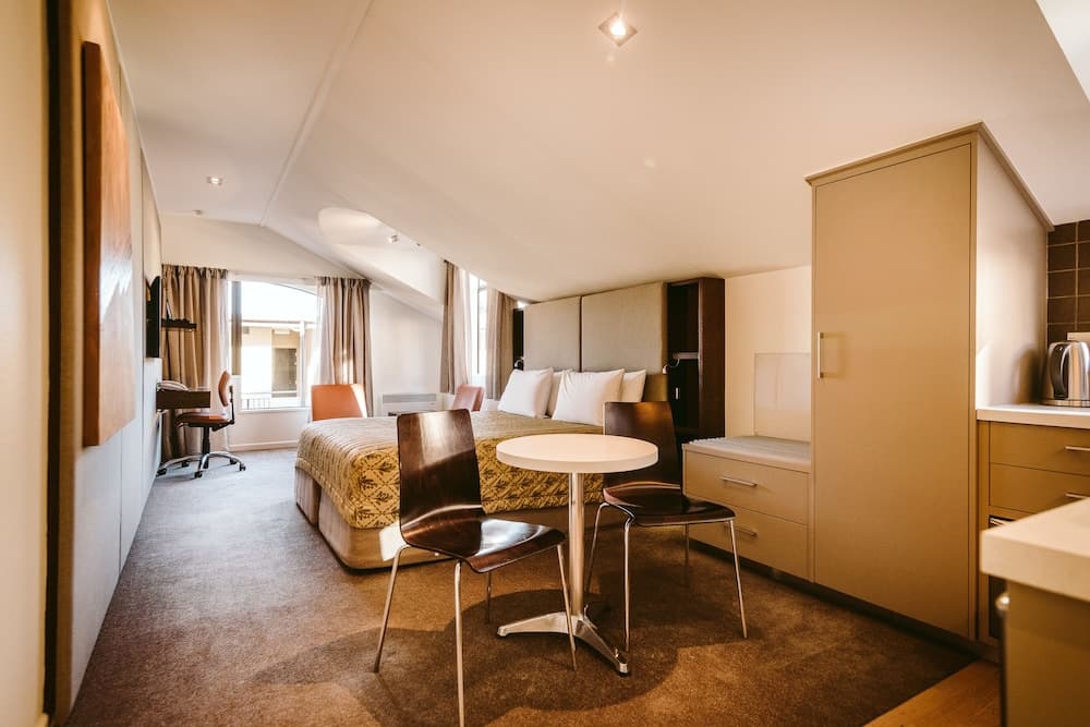 Garden Court Suites and Apartments