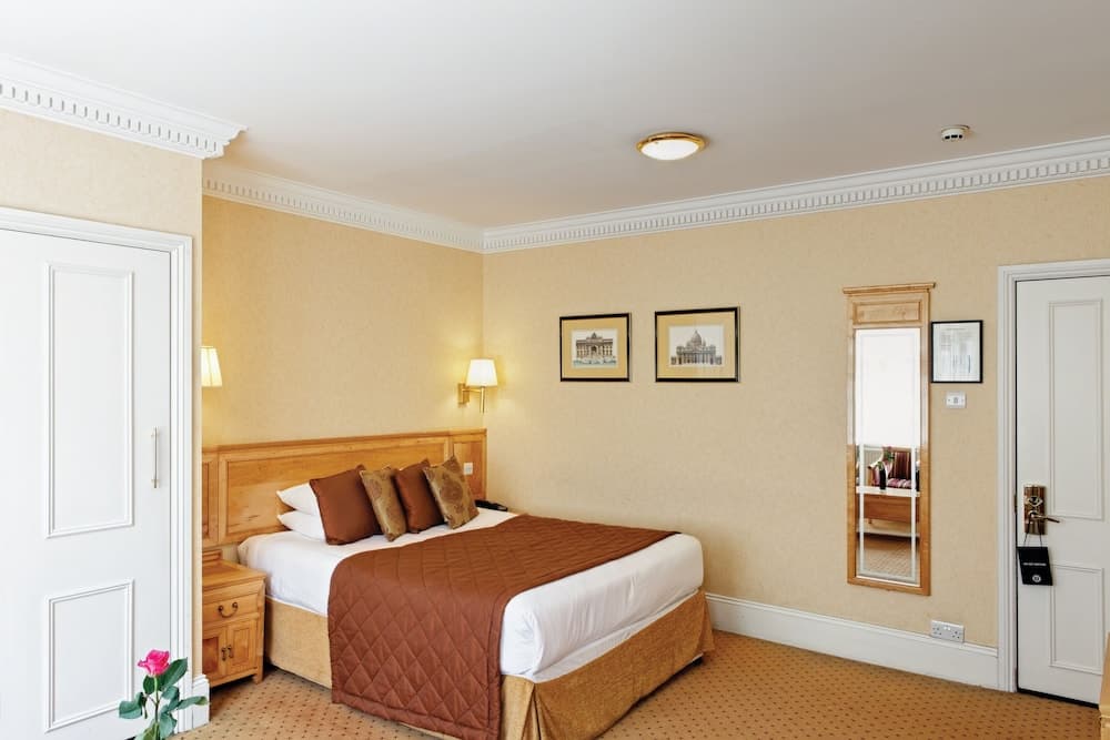 Grange Buckingham Hotel