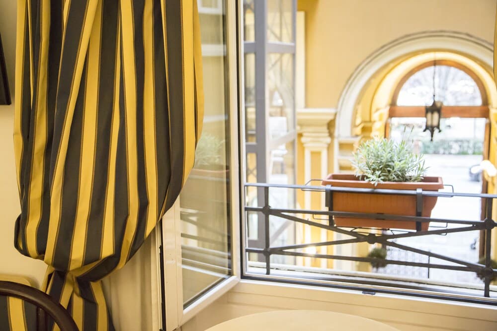 Inn Rome Rooms & Suites