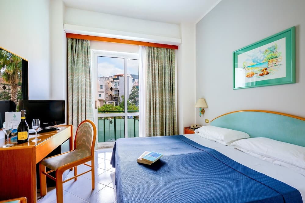Hotel Carlton International