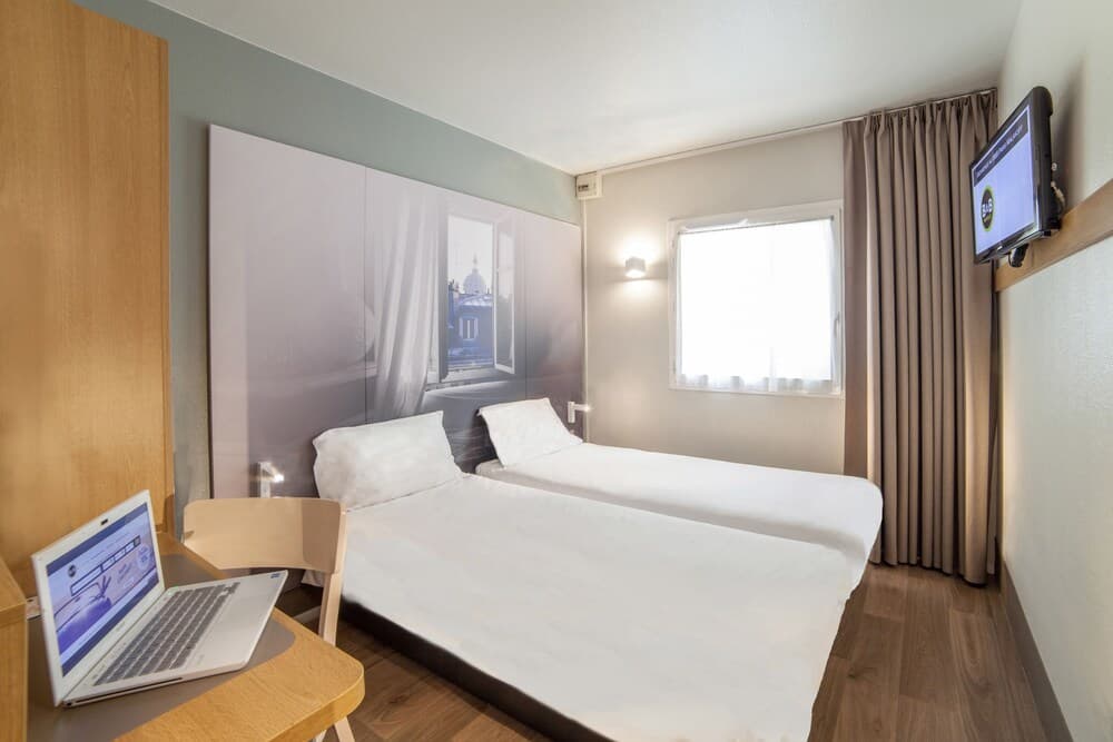 B&B Hotel Paris Malakoff Parc des Expositions