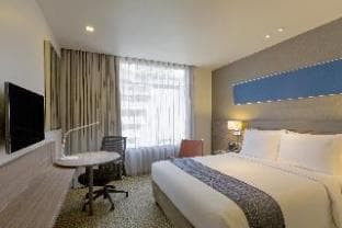 Holiday Inn Express BANGKOK SATHORN by IHG