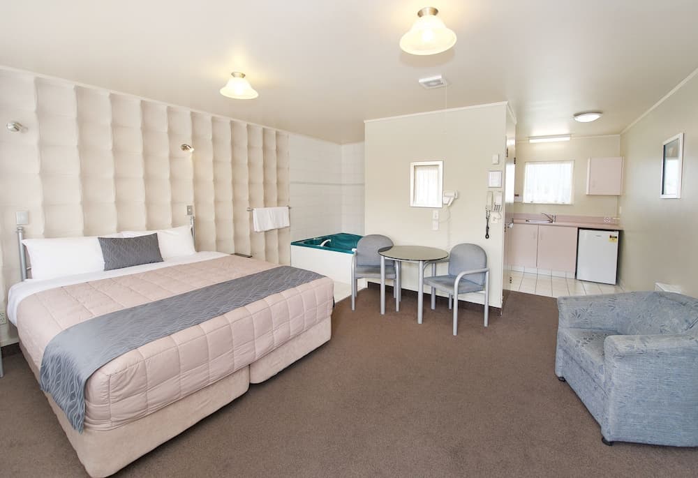 Geneva Motor Lodge
