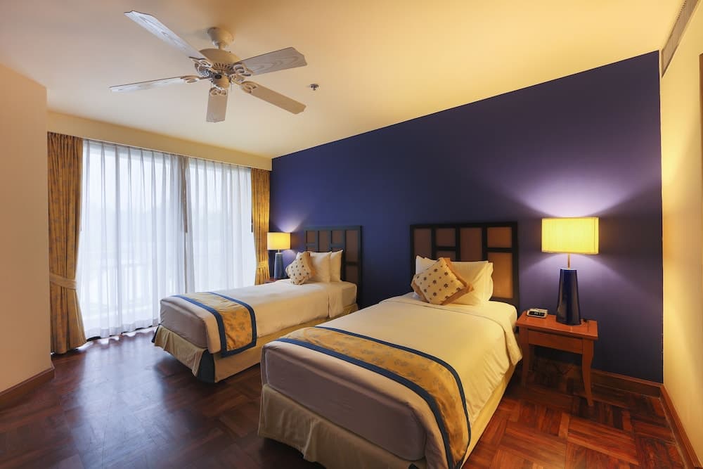 HOMM Suites Laguna