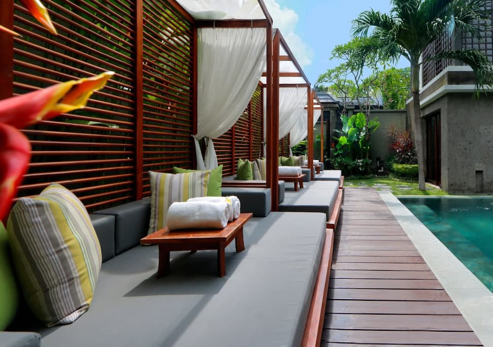 Seminyak Icon - by Karaniya Experience