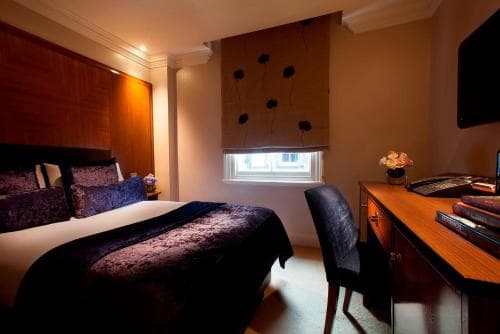 Radisson Blu Hotel, London Tottenham Court Road (formely Kenilworth)