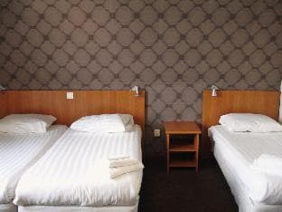 Hotel 74