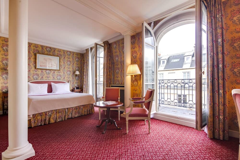 Victoria Palace Hotel
