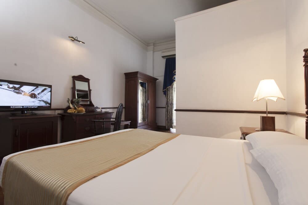 Queen's Hotel