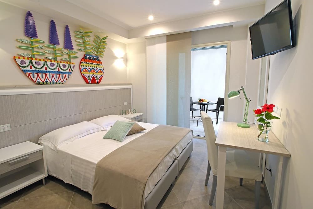 Siké Holiday Home