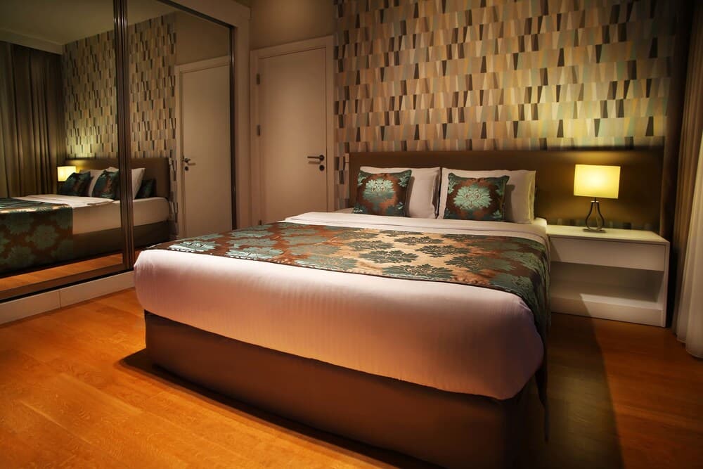 G Suites Airport