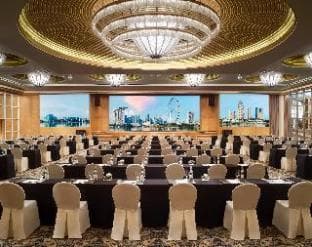 The Ritz-Carlton, Millenia Singapore (Staycation Approved)