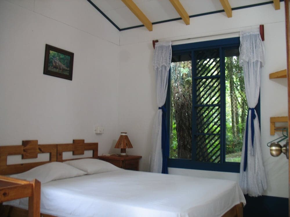 CERRO CHATO ECOLODGE