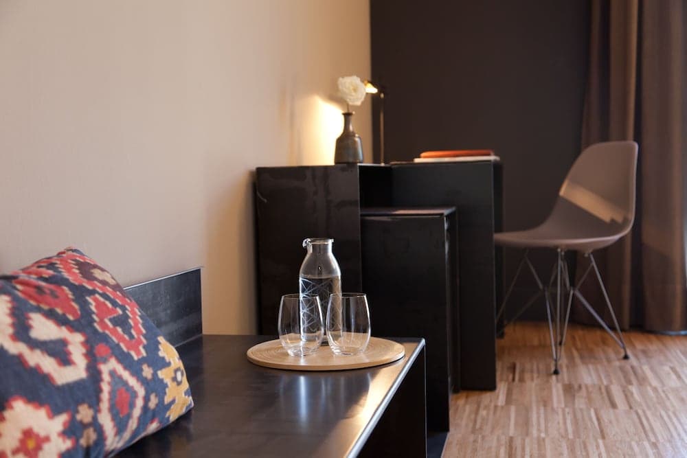 Alexandra Barcelona Hotel, Curio Collection by Hilton