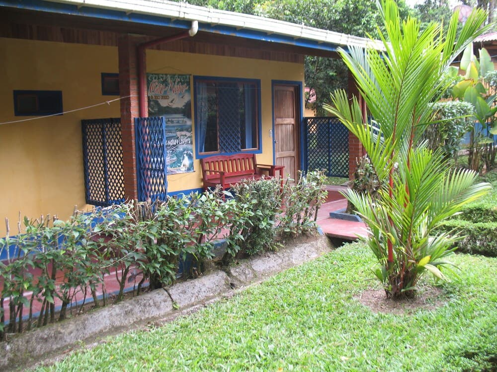 CERRO CHATO ECOLODGE