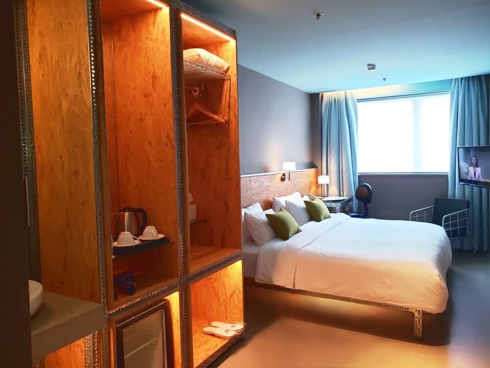 IND Hotel