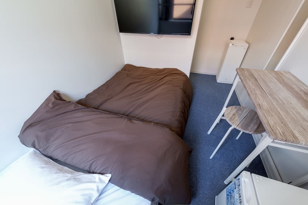 &AND HOSTEL KANDA