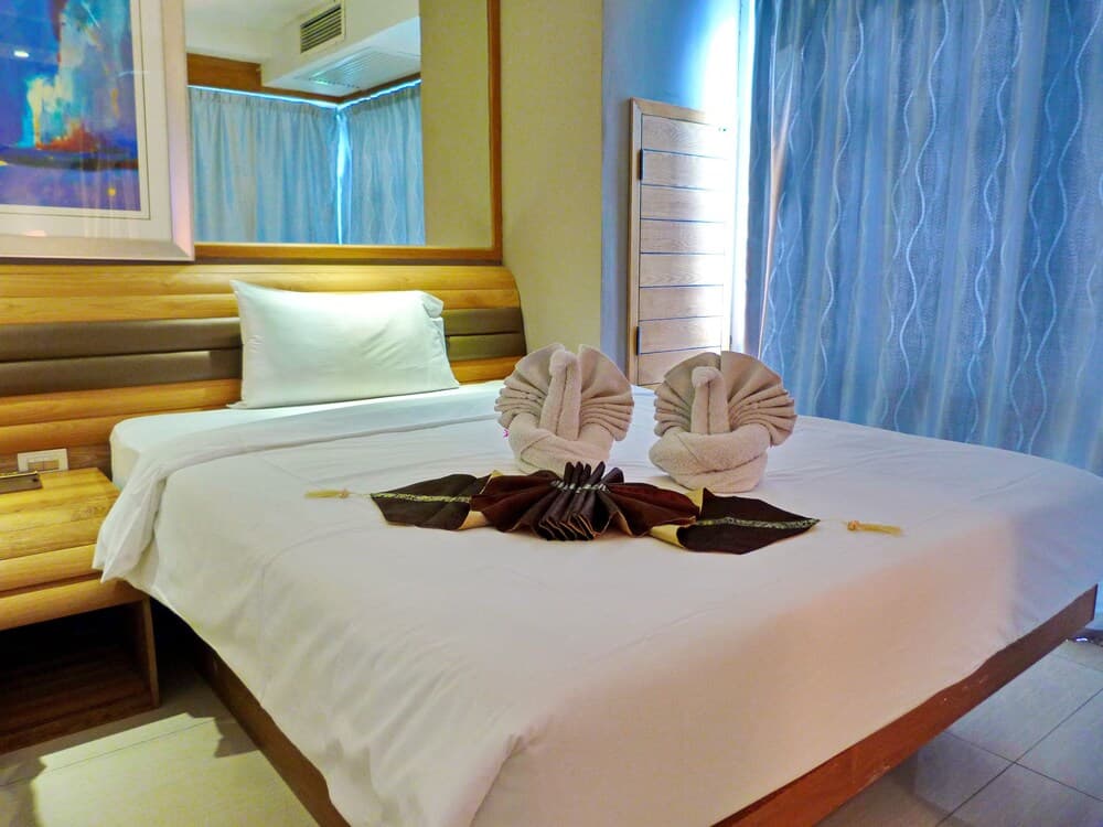 OYO 143 D Day Resotel Pattaya