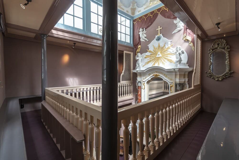 Private Mansions