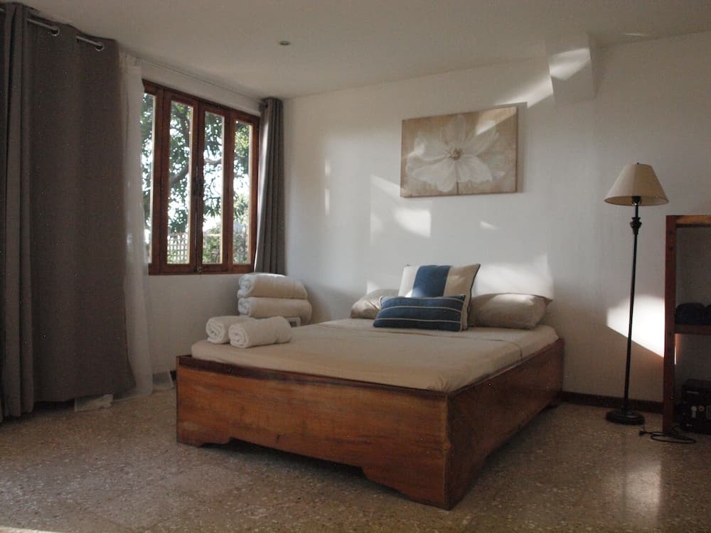 Hotel Casa Blanca