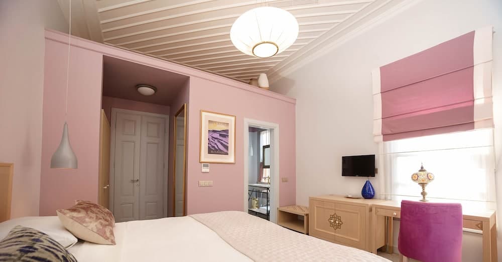 Delight Deluxe Boutique Hotel