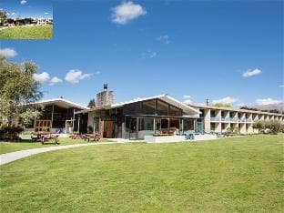 Wanaka Hotel