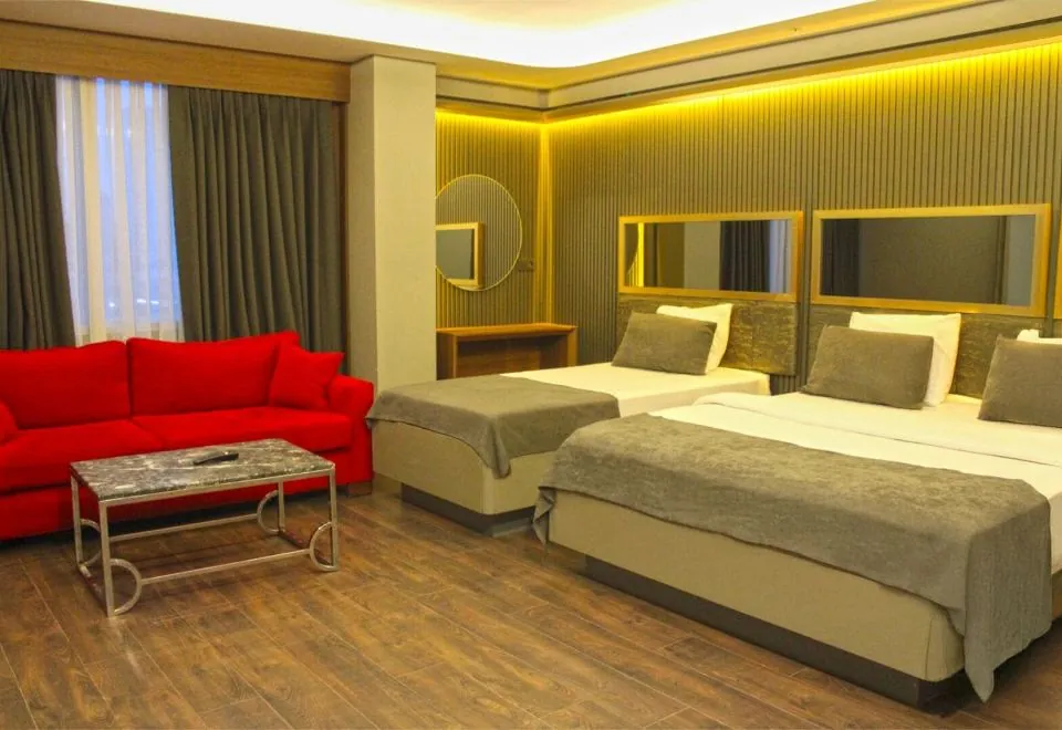 Eagle Palace Suites