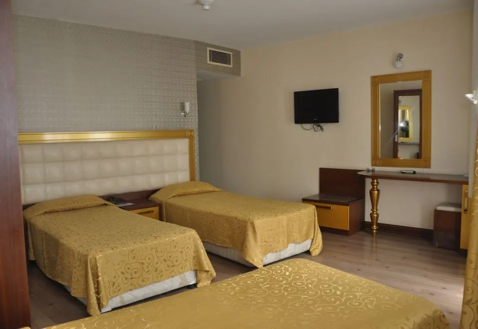 Kayalar Hotel