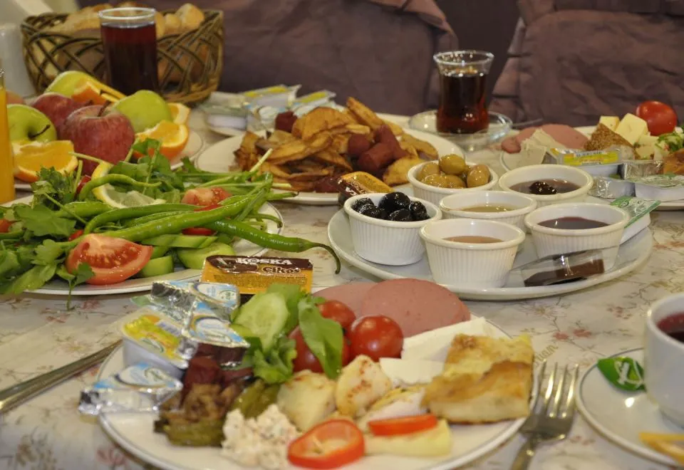 Kayalar Hotel