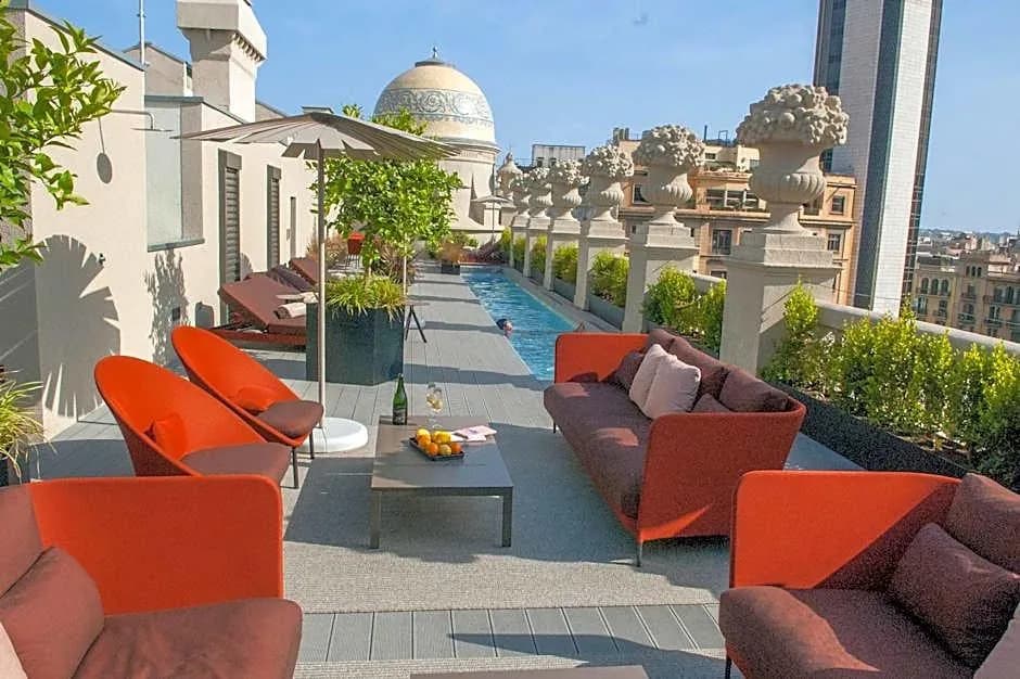 Casagrand Luxury Suites