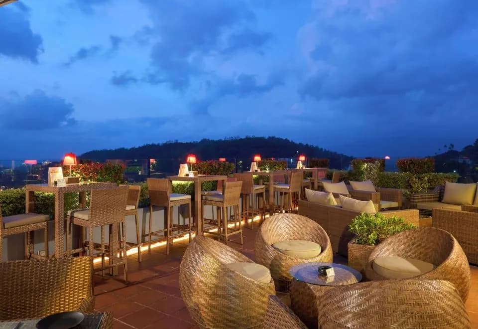 Grand Serendib Hotel