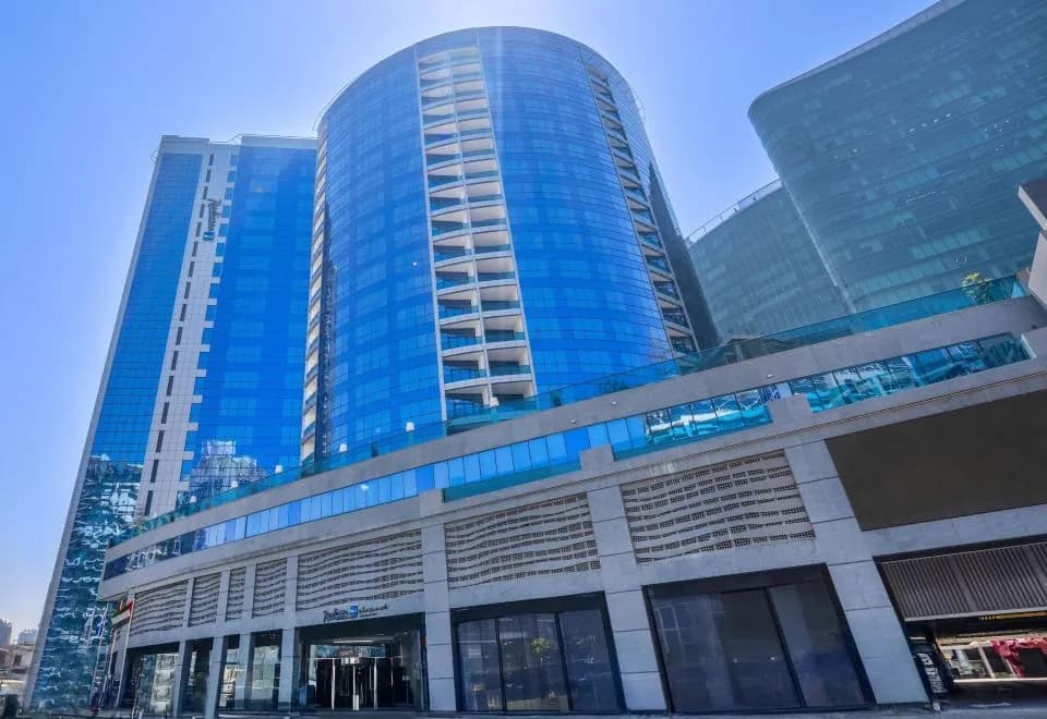 Radisson Blu Hotel, Dubai Waterfront